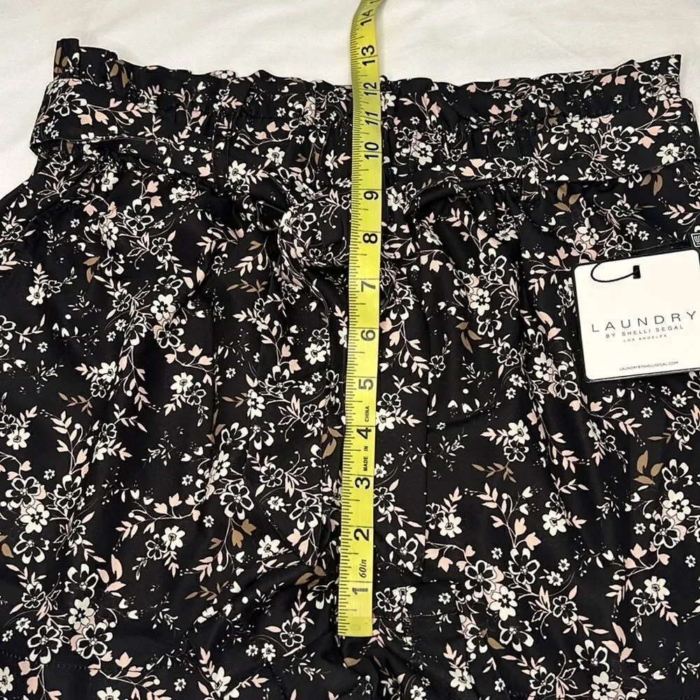 LAUNDRY by Shelli Segal Peach Floral Paper Bag Waist Shorts Size Small
